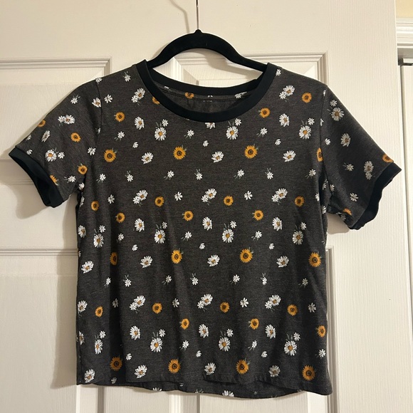 Daisy Flower Crop Shirt, S - Picture 1 of 2